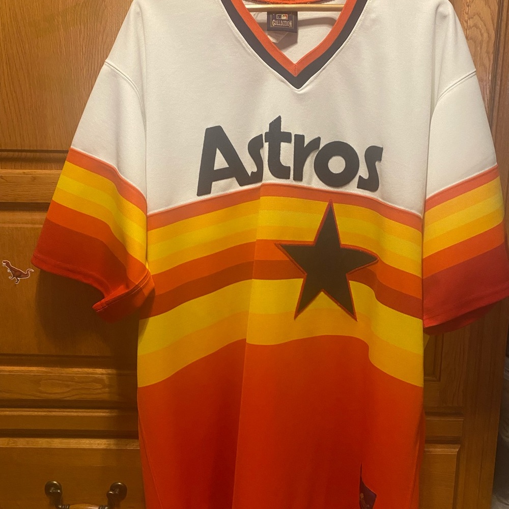 Houston Astro Majestic Cooperstown Collection Baseball Jersey  Size 3 XL